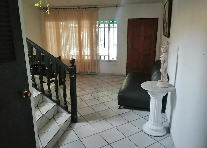 Hospedaje Altamira